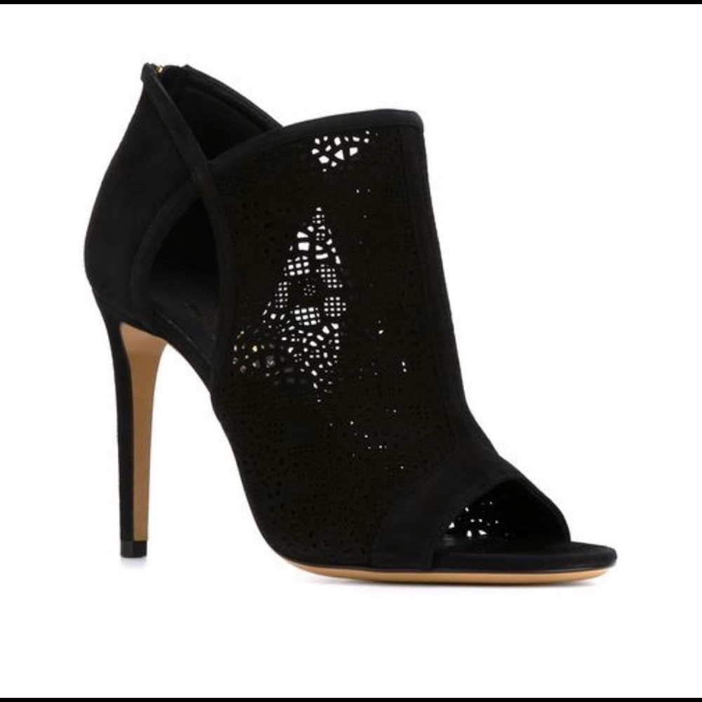 Ferragamo gayle laser cut booties size 9 1/2 NWOT